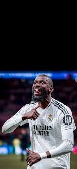 澎湃：泰州开建“苏超”冠军奖杯打卡点，预计12月上旬亮相