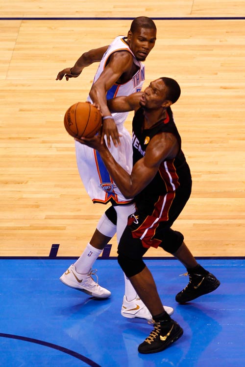 在比赛中决 在比赛中决